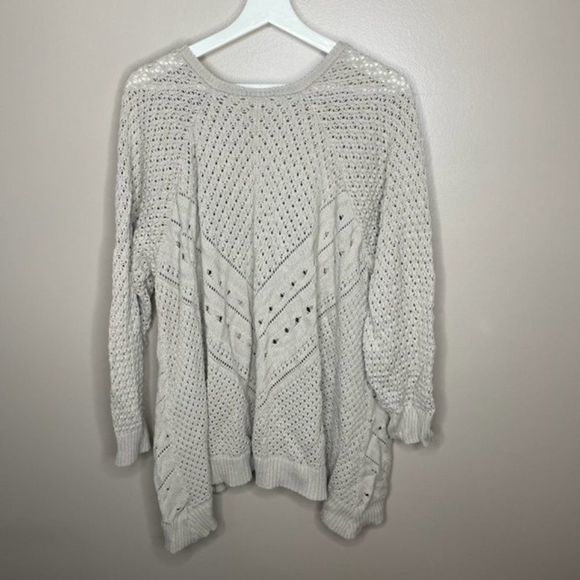 Torrid Beige V Neck Pointelle Long Sleeve Sweater - Picture 3 of 3